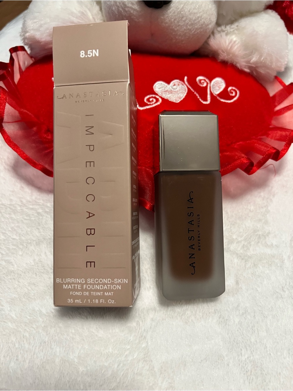 NWT Anastasia Beverly Hills Impeccable Blurring Second-Skin Matte Foundation